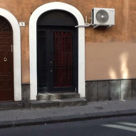 Gisira Apartments Al Borgo Catánia Buitenkant foto